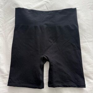 Kindred Bravely Black Bike Shorts